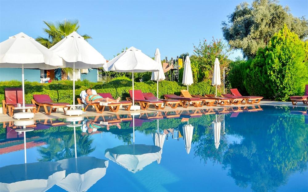 Altinkum Bungalows Side Exterior foto