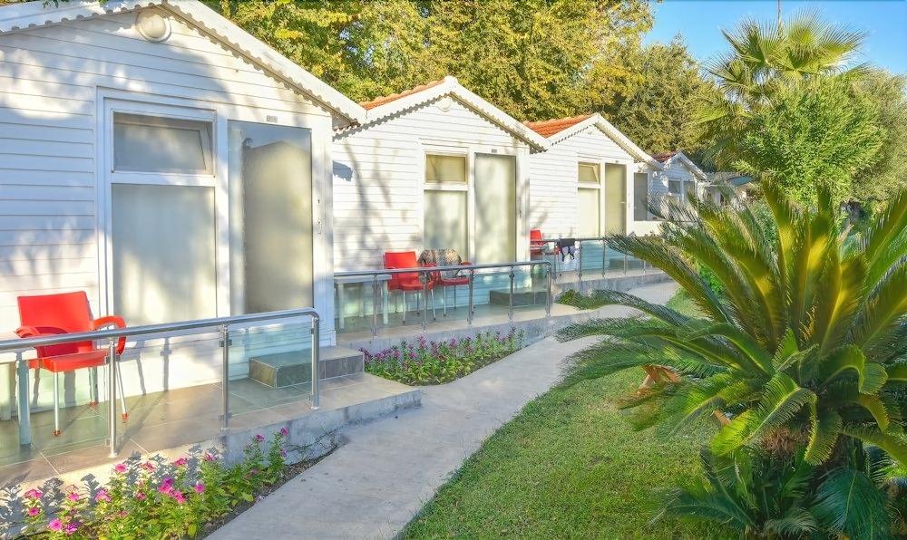 Altinkum Bungalows Side Exterior foto